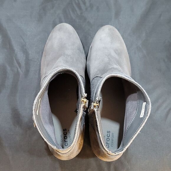 CROCS LEIGH SUEDE MIX WOMEN'S BOOTIE - Picture 6 of 14